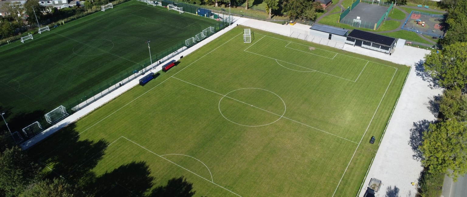 555470607_1244715784123300_2515165026582120274_n